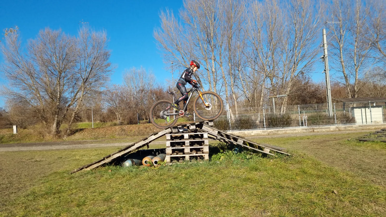 Bunny Hop & Obstacles — 10