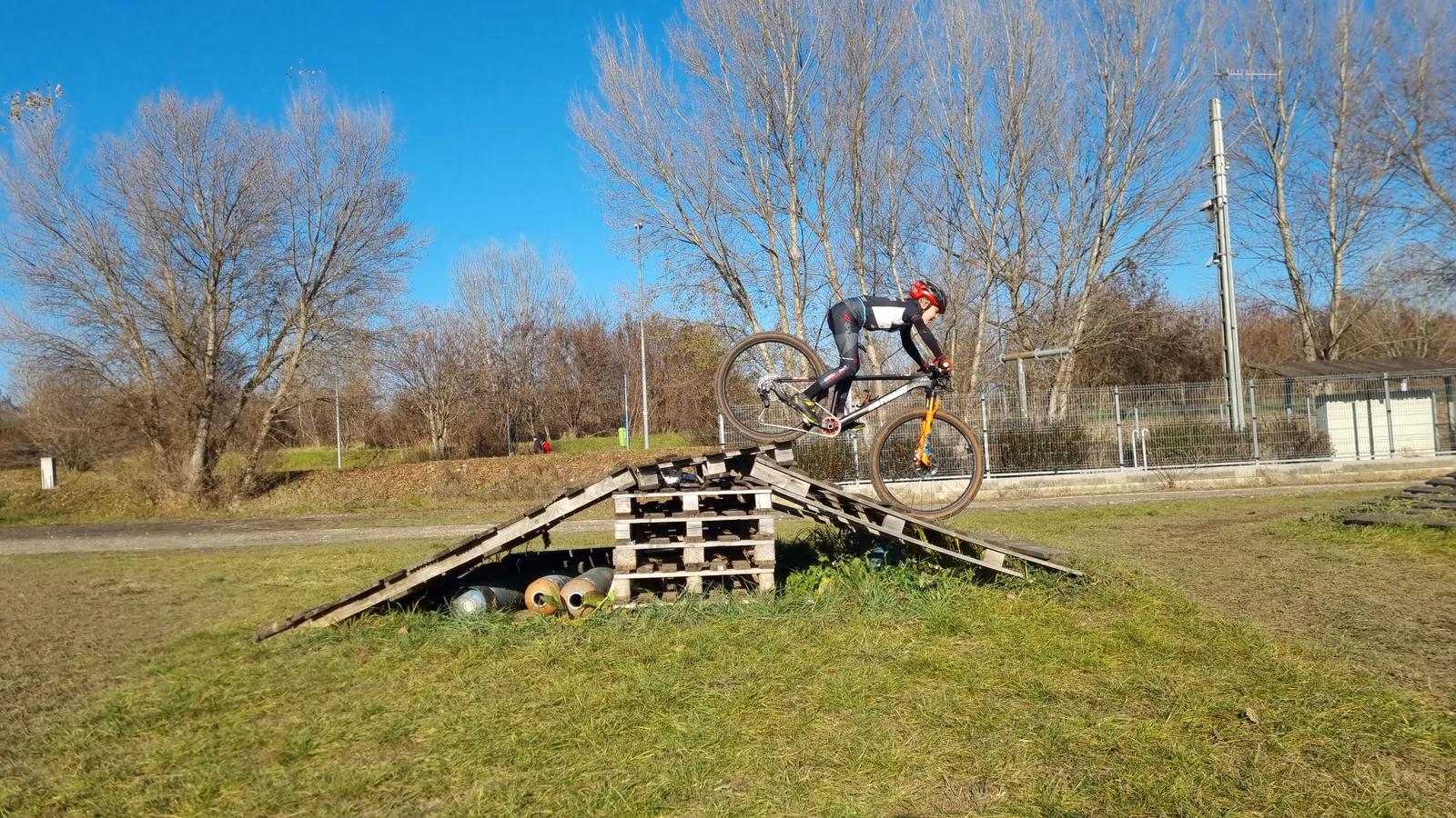 Bunny Hop & Obstacles — 12